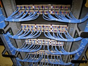 خدمات اکتیو شبکه کامپیوتری